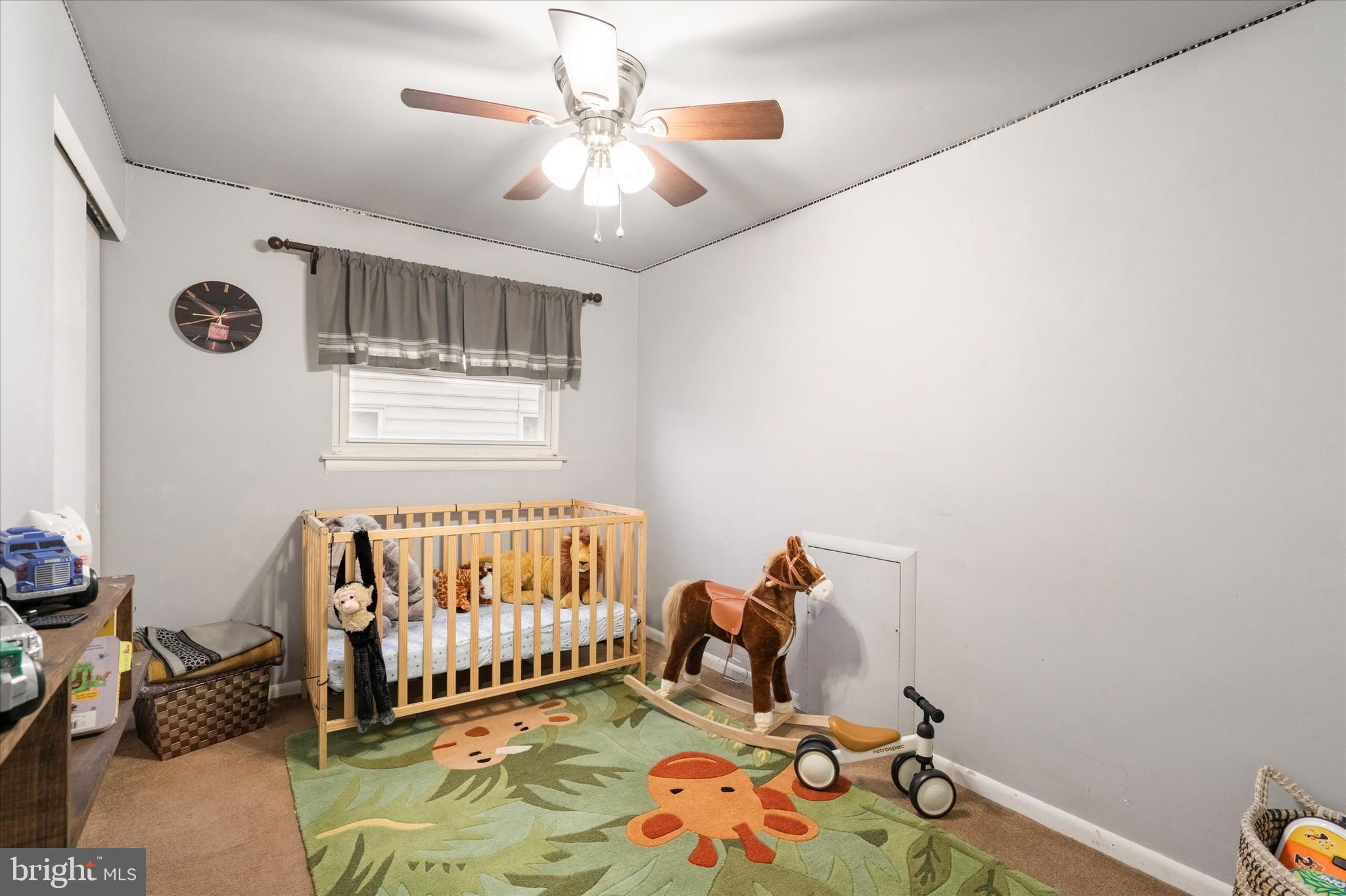 2717 Northview Road Philadelphia, PA 19152 - Photo 17 of 26