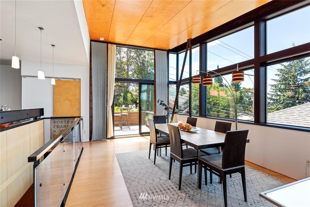 706 West Howe Street Seattle, WA 98119 - Photo 5 of 40 Gallery Image 5