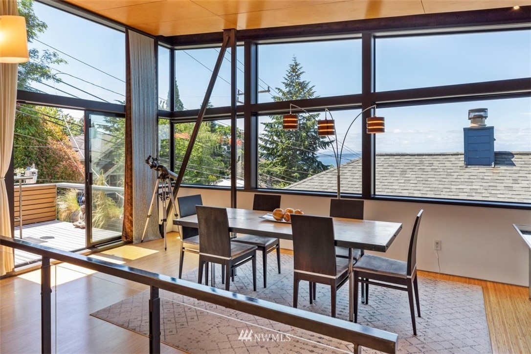 706 West Howe Street Seattle, WA 98119 - Photo 7 of 40 Gallery Image 7