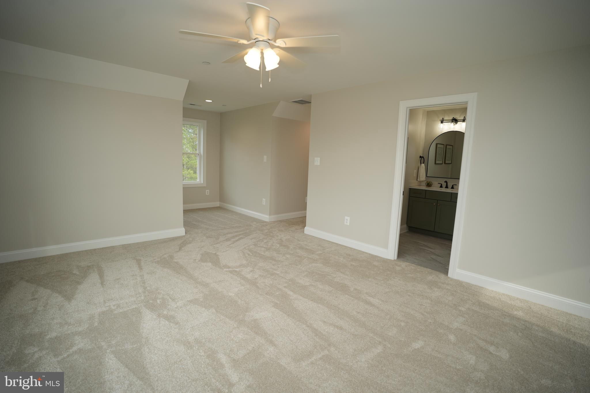 16394 Thomas Road Piney Point, MD 20674 - Photo 38 of 53 an empty room with a bathroom