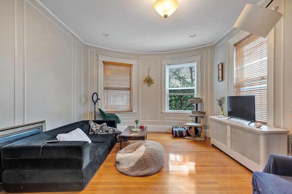 93 Moraine Street Boston, MA 02130 - Photo 10 of 34