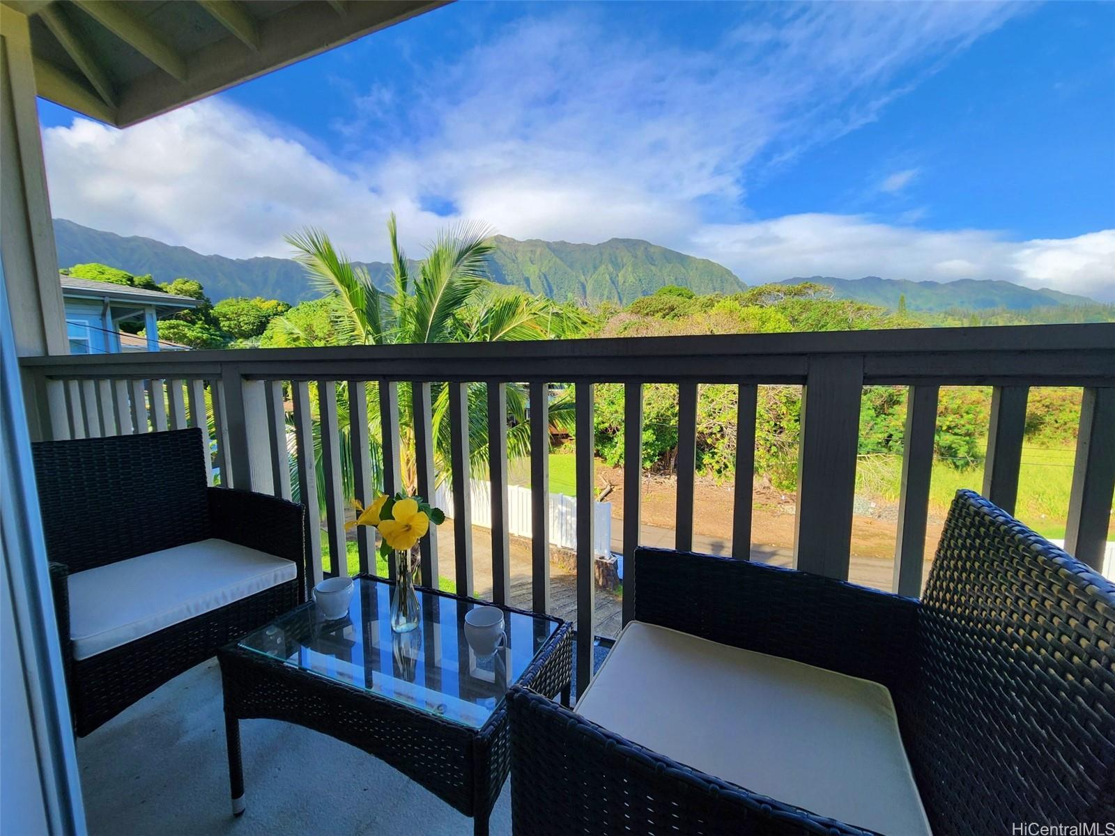 47-285 Waihee Road, Unit D Kaneohe, HI 96744 - Photo 2 of 25