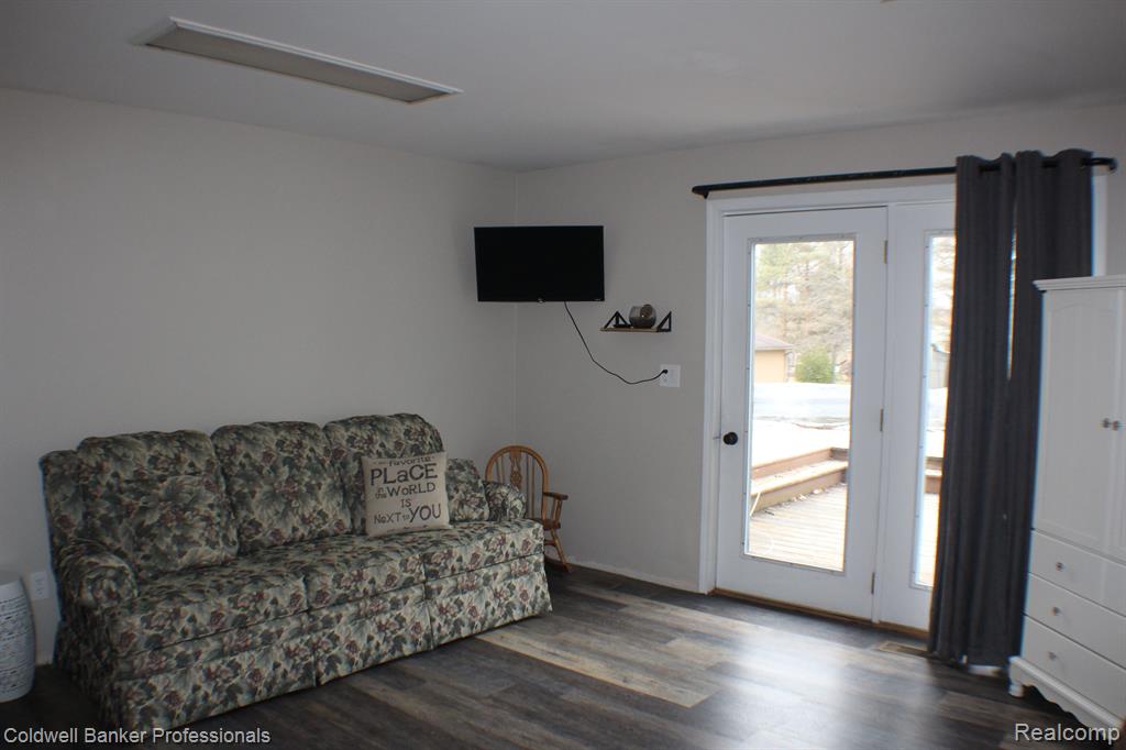 3993 East Burnside Road North Branch, MI 48461 - Photo 14 of 35