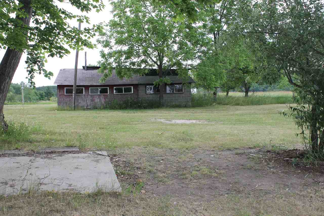 7304 Skegemog Point Road Williamsburg, MI 49690 - Photo 11 of 23 1819864-10.JPG