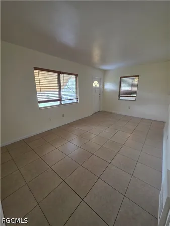 $1,300 | 102 Connecticut Road, Lehigh Acres, FL 33936