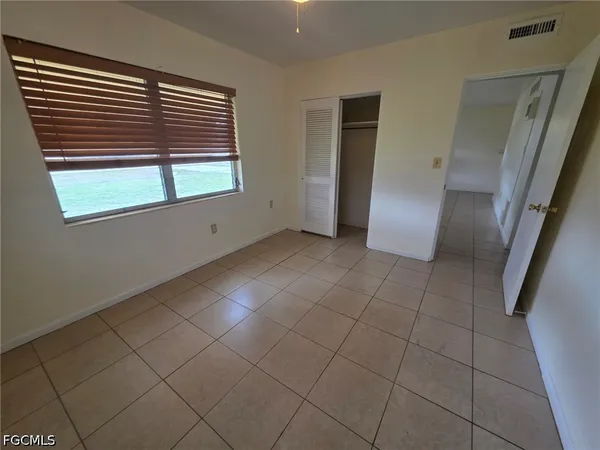 $1,300 | 102 Connecticut Road, Lehigh Acres, FL 33936