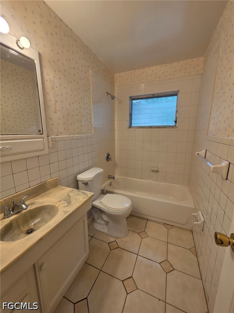 102 Connecticut Road Lehigh Acres, FL 33936 - Photo 10 of 15