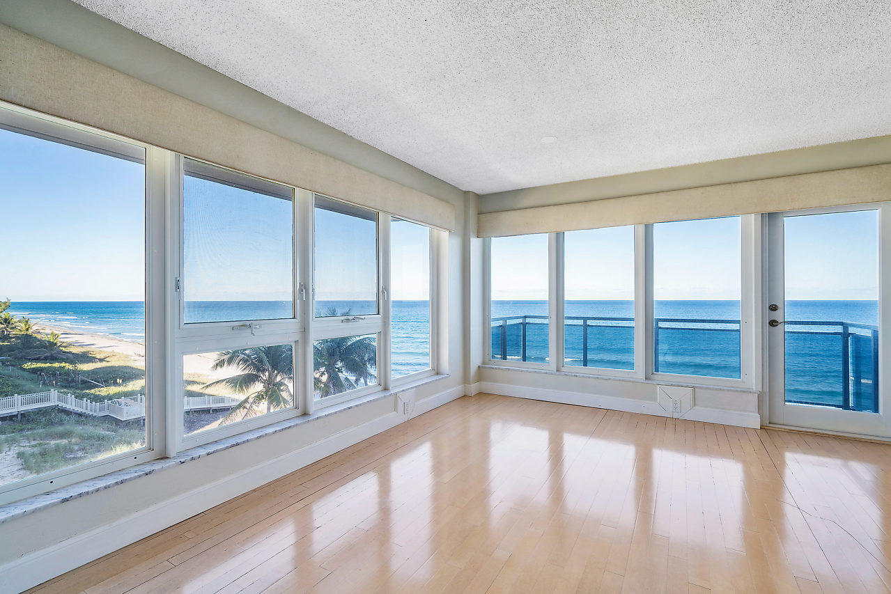 2066 North Ocean Boulevard, Unit 5NE Boca Raton, FL 33431 - Photo 5 of 51 NE living area