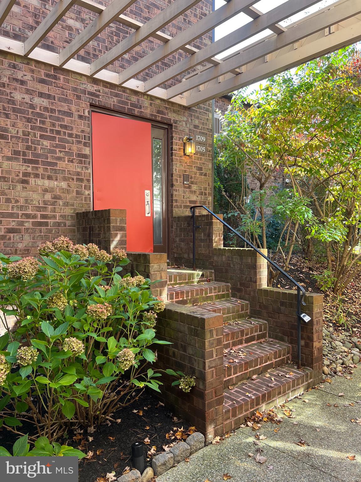 1705 Mountainview Drive Chesterbrook, PA 19087 - Photo 2 of 17