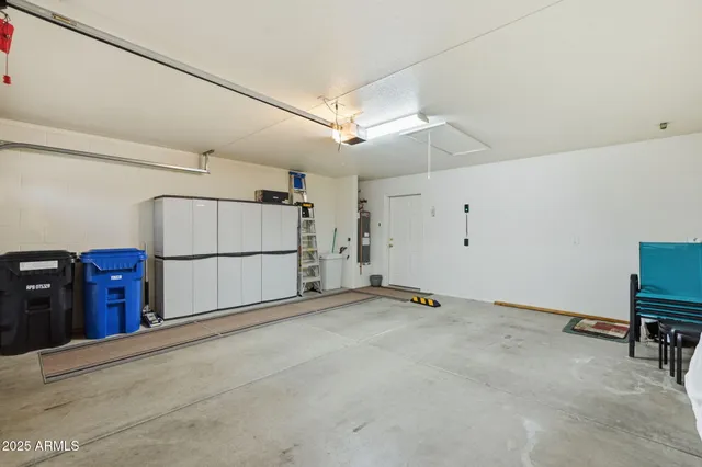 a view of a garage