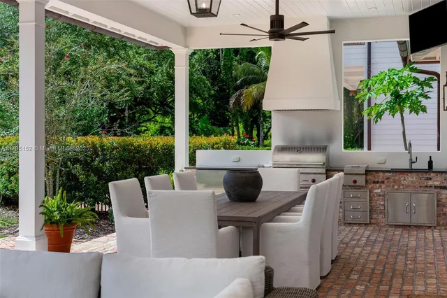 $11,500,000 | 7393 Southwest 79th Court, Miami, FL 33143