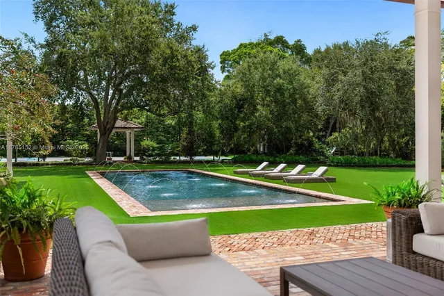 $11,500,000 | 7393 Southwest 79th Court, Miami, FL 33143