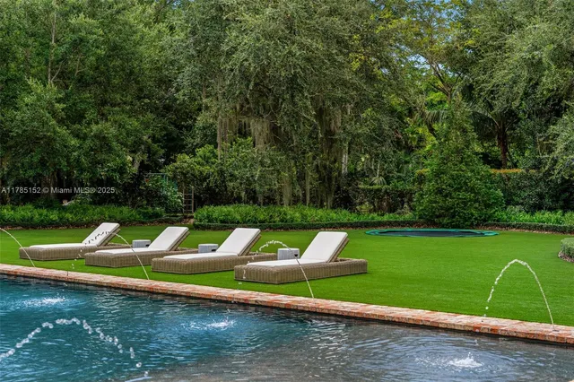 $11,500,000 | 7393 Southwest 79th Court, Miami, FL 33143