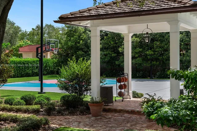 $11,500,000 | 7393 Southwest 79th Court, Miami, FL 33143