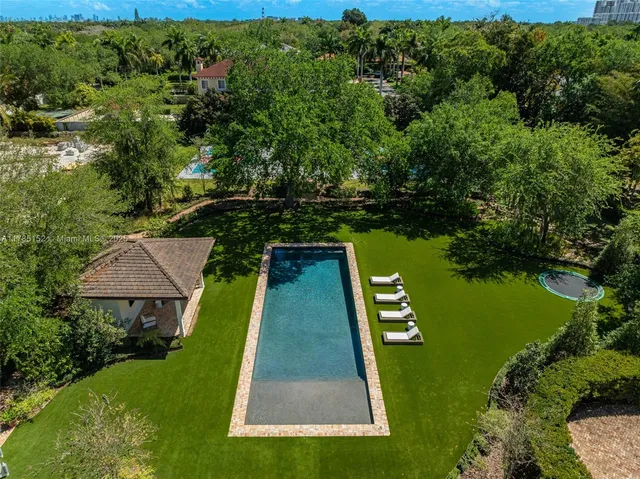 $11,500,000 | 7393 Southwest 79th Court, Miami, FL 33143