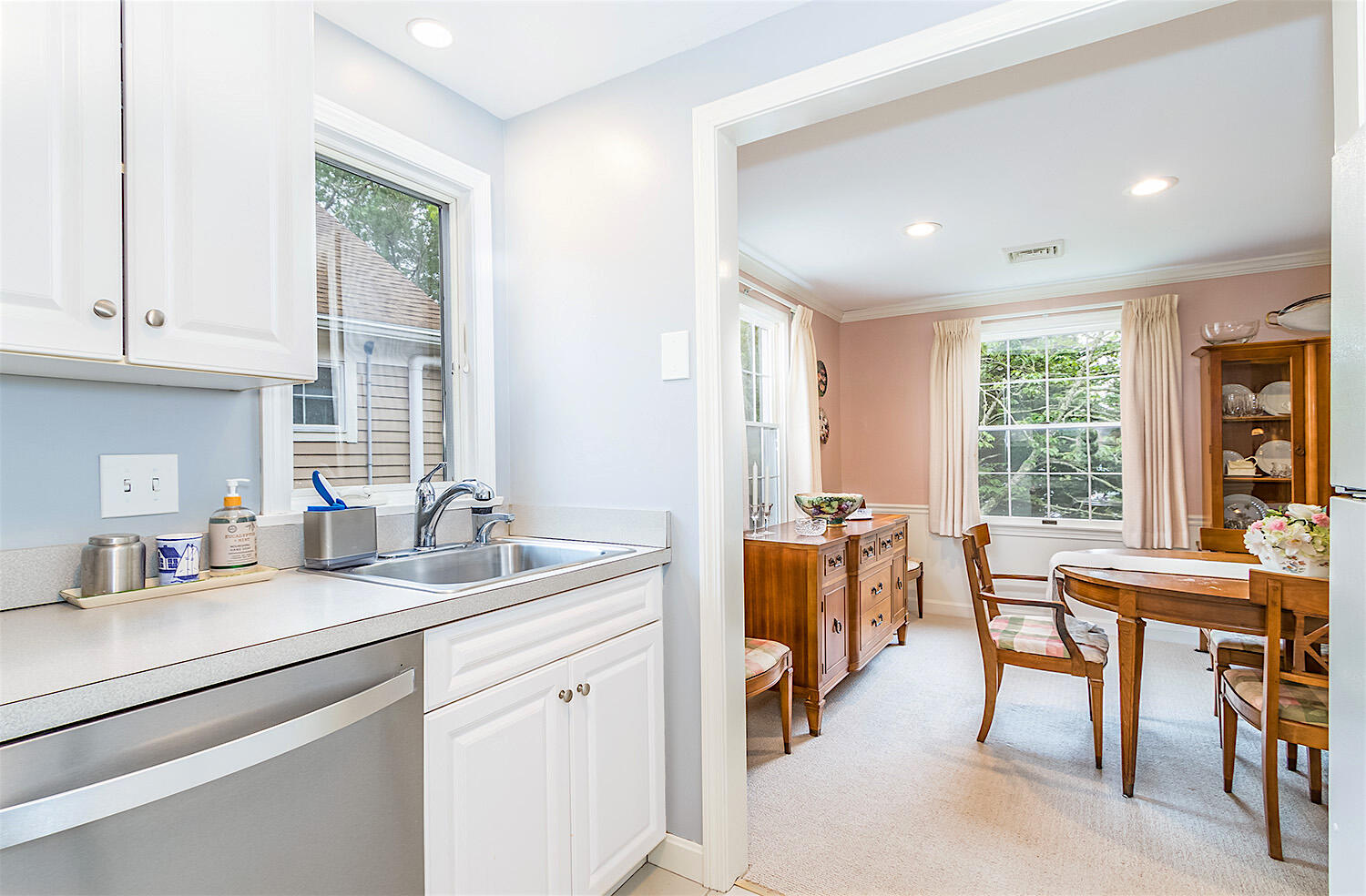 39 Tower Hill Road, Unit 4C Osterville, MA 02655 - Photo 10 of 23 a kitchen with counter top space a sink cabinets and appliances