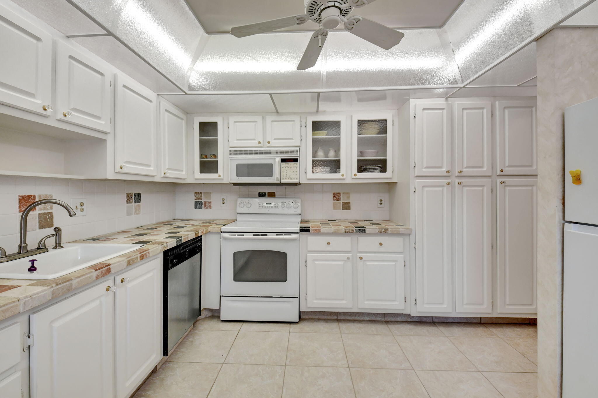 1670 Northwest 18th Avenue, Unit 202 Delray Beach, FL 33445 - Photo 7 of 35 7-web-or-mls-DSC_7541