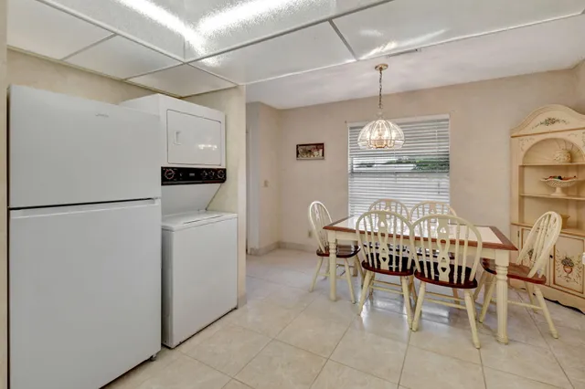 $169,900 | 1670 Northwest 18th Avenue, Unit 202, Delray Beach, FL 33445