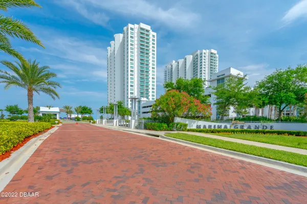 $2,700 | 241 Riverside Drive, Unit 904, Holly Hill, FL 32117