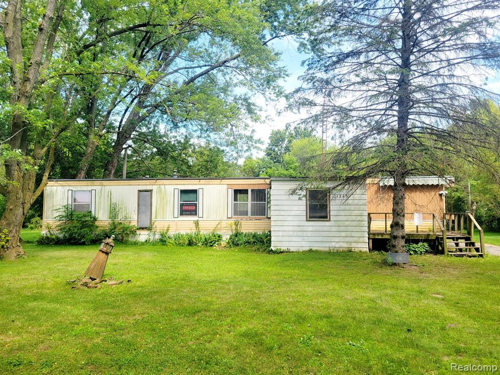11245 Britton Road Byron, MI 48418 - Photo 2 of 7