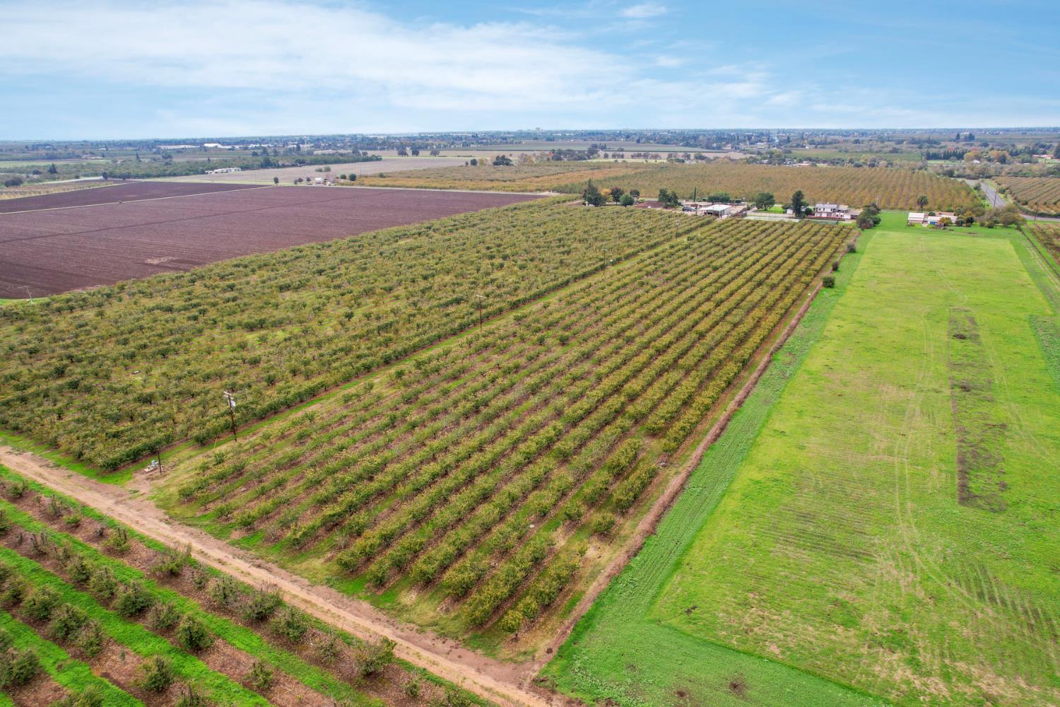 5766 Alpine Road Stockton, CA 95215 - Photo 19 of 99