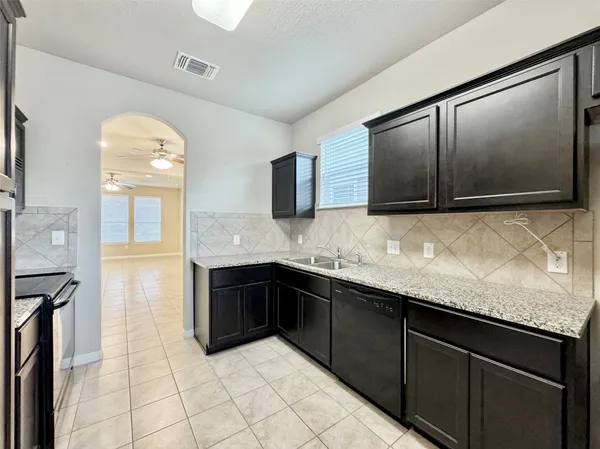$1,950 | 407 Katmai Circle, Pflugerville, TX 78660