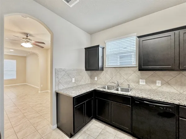 $1,950 | 407 Katmai Circle, Pflugerville, TX 78660