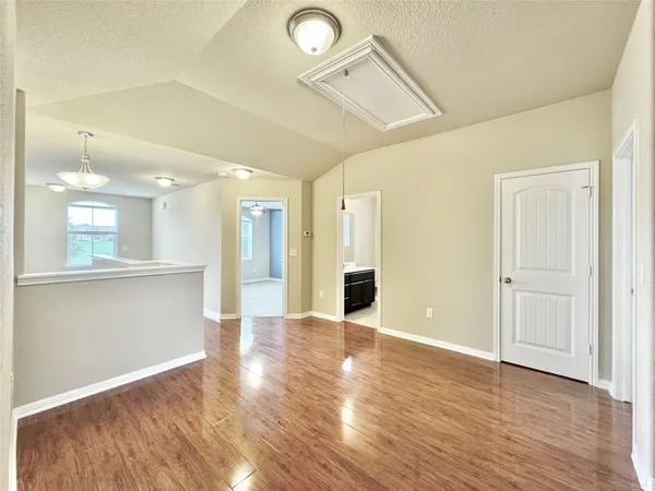 $1,950 | 407 Katmai Circle, Pflugerville, TX 78660