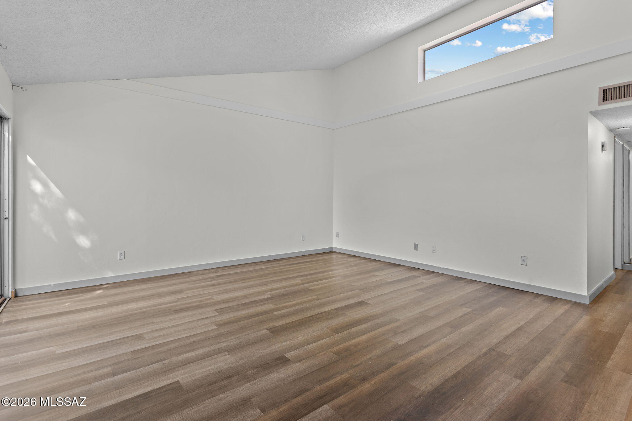 2747 West Anklam Road, Unit E Tucson, AZ 85745 - Photo 4 of 18
