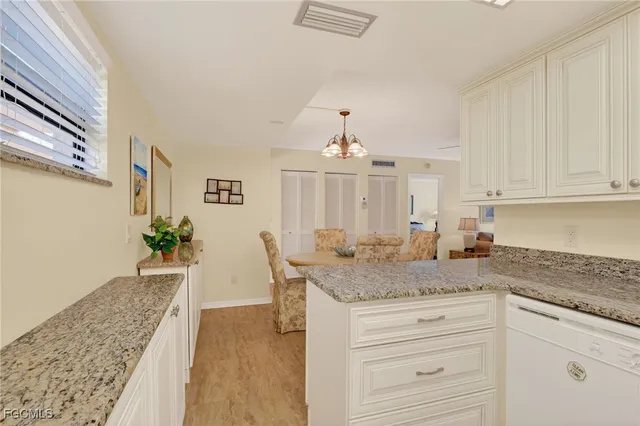 $174,900 | 12501 McGregor Boulevard, Unit 28, Fort Myers, FL 33919