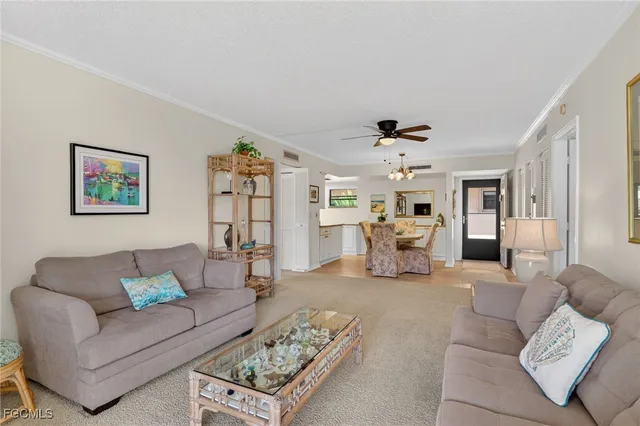 $174,900 | 12501 McGregor Boulevard, Unit 28, Fort Myers, FL 33919