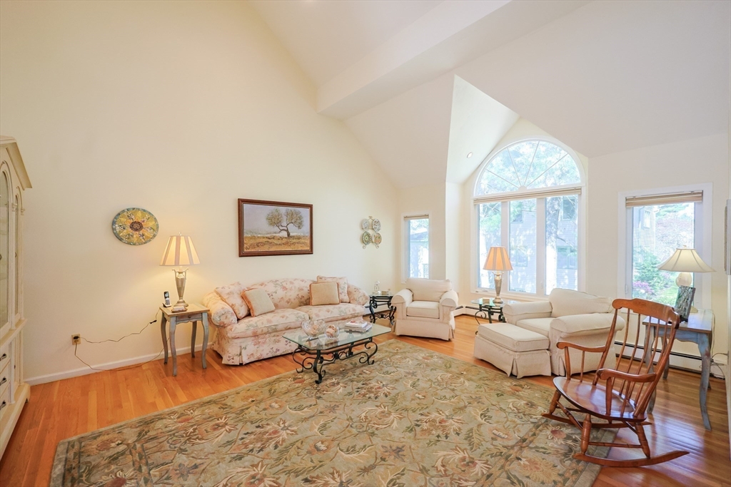 8 Fieldstone Lane Natick, MA 01760 - Photo 5 of 38