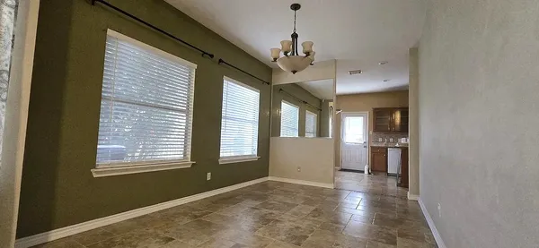 $2,100 | 20067 Telegraph Square Lane, Katy, TX 77449