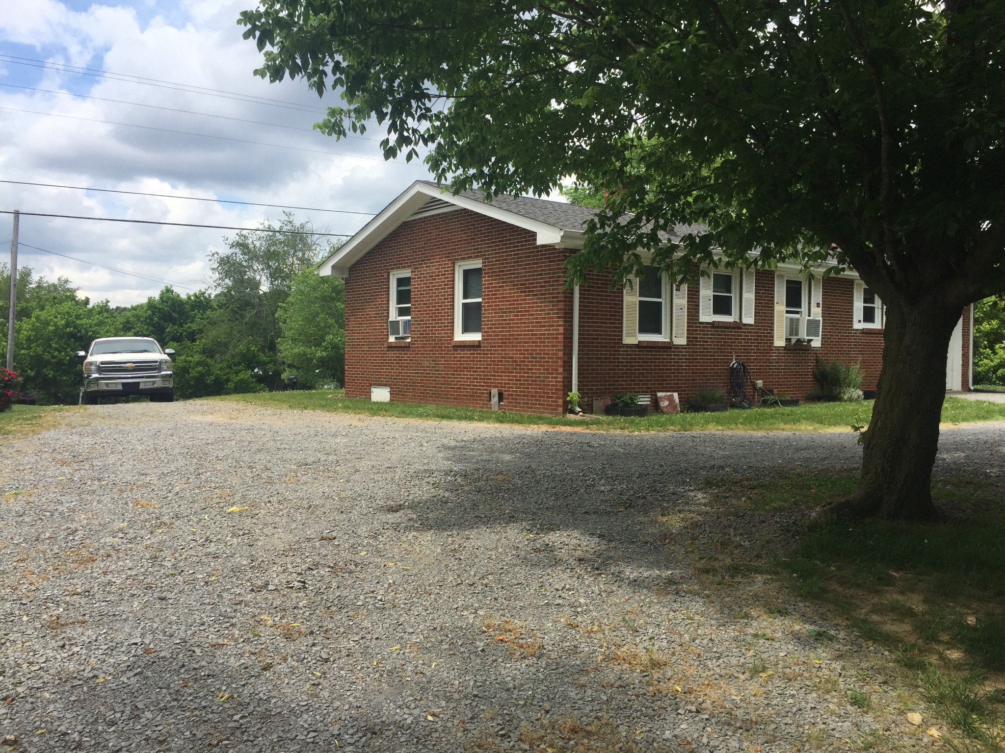 1338 York Road Clarksville, TN 37042 - Photo 7 of 16 Gallery Image 7