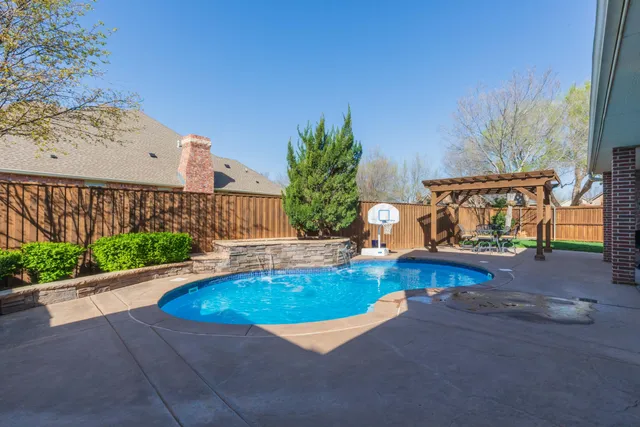 $995,000 | 5200 Spartanburg Drive, Amarillo, TX 79119