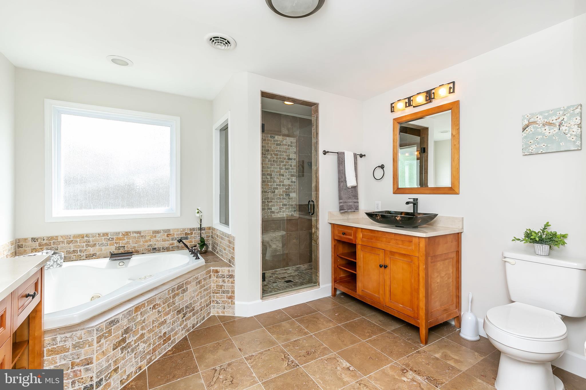 28 Ridgefield Road Lutherville-Timonium, MD 21093 - Photo 23 of 62 Master Bath