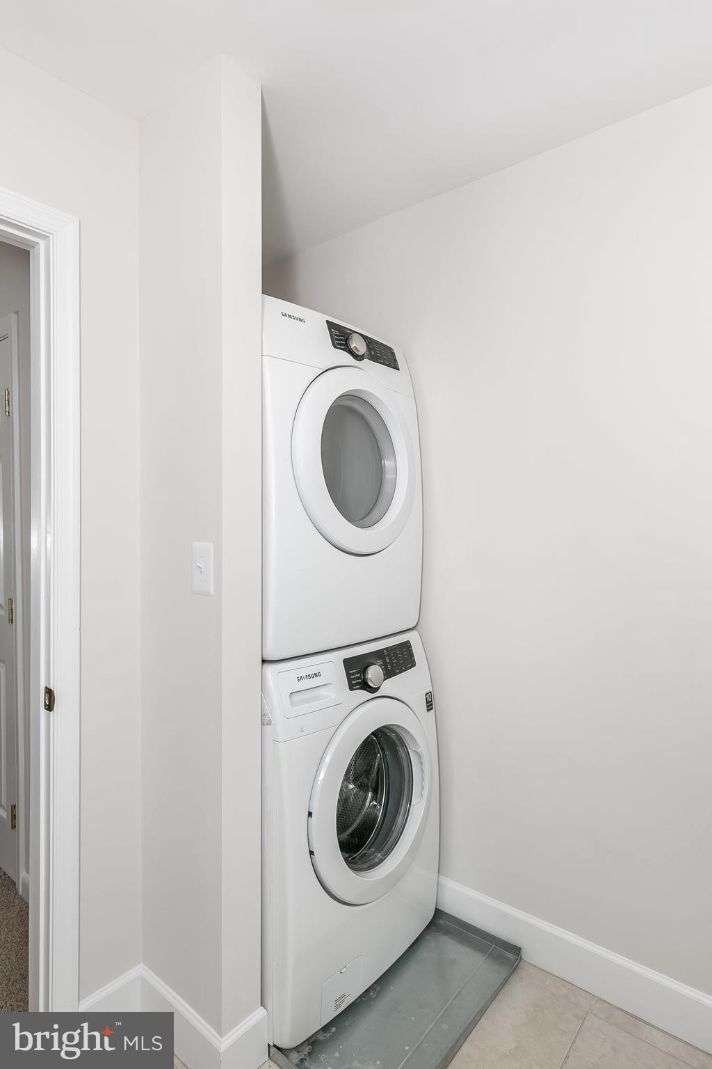 28 Ridgefield Road Lutherville-Timonium, MD 21093 - Photo 43 of 62 Laundry Room