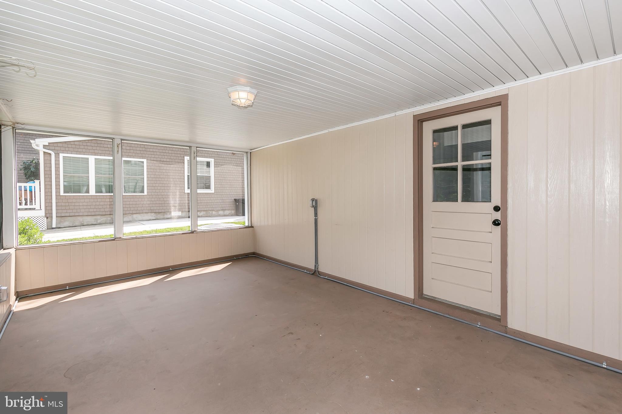 28 Ridgefield Road Lutherville-Timonium, MD 21093 - Photo 50 of 62 Screened Patio