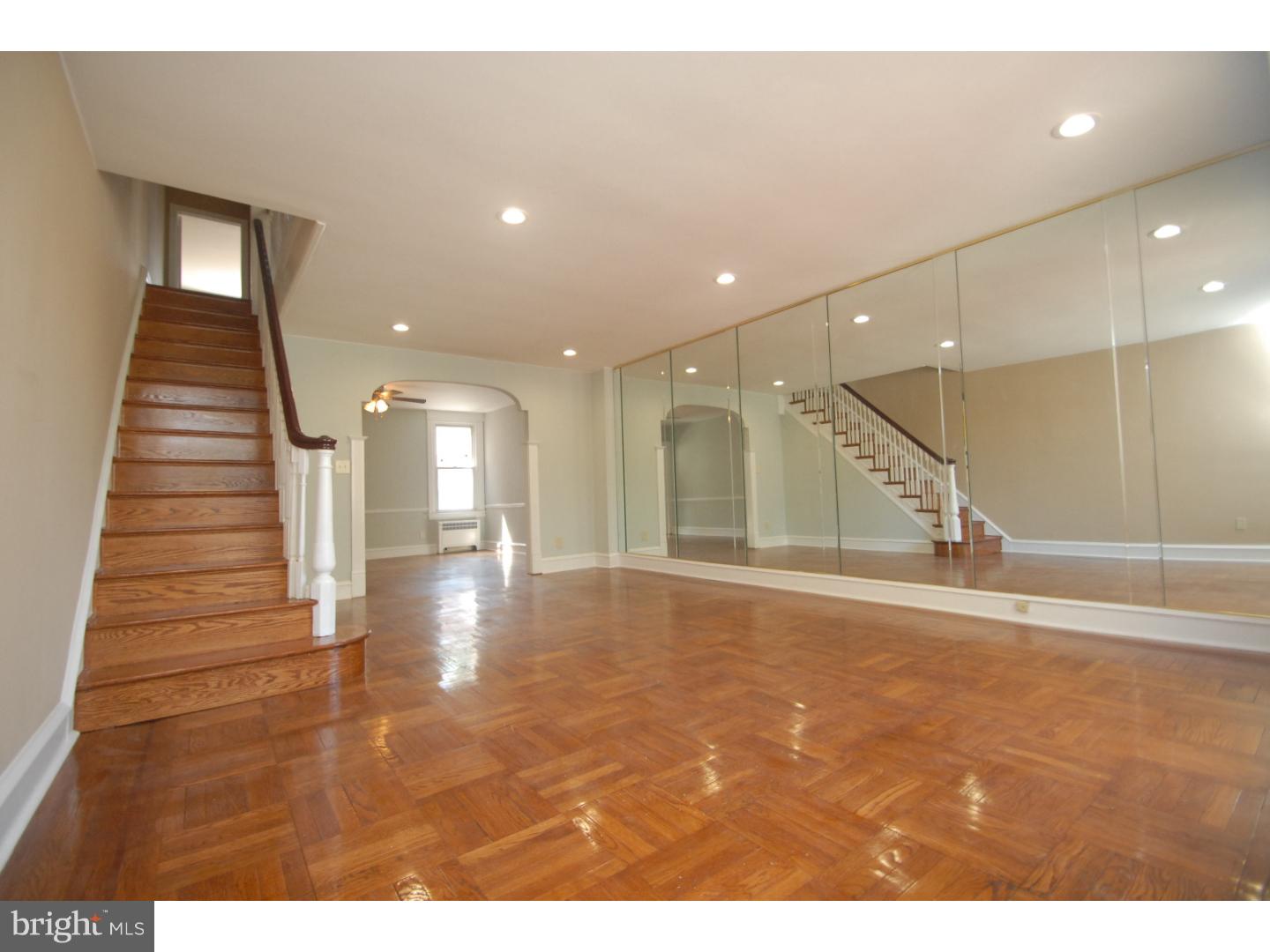 7390 Rugby Street Philadelphia, PA 19138 - Photo 8 of 24 Living Room