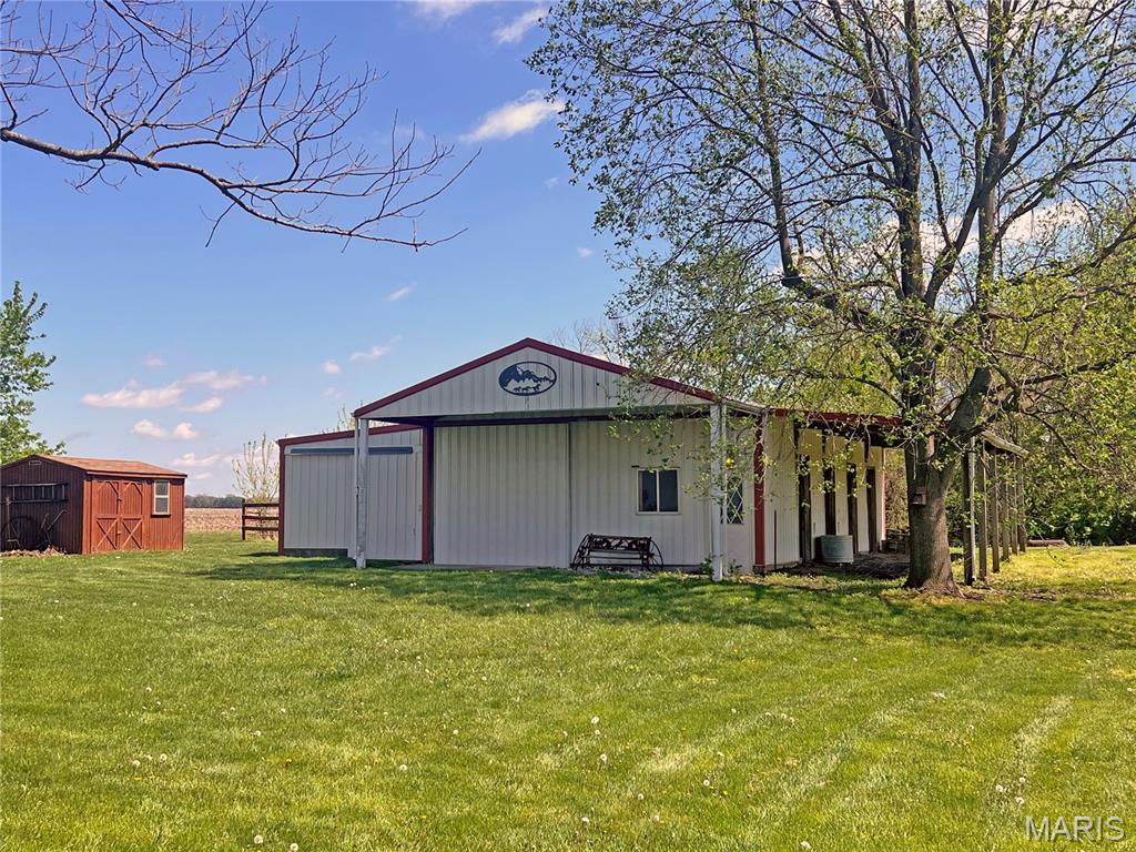 172 Ballpark Trail Litchfield, IL 62056 - Photo 4 of 13