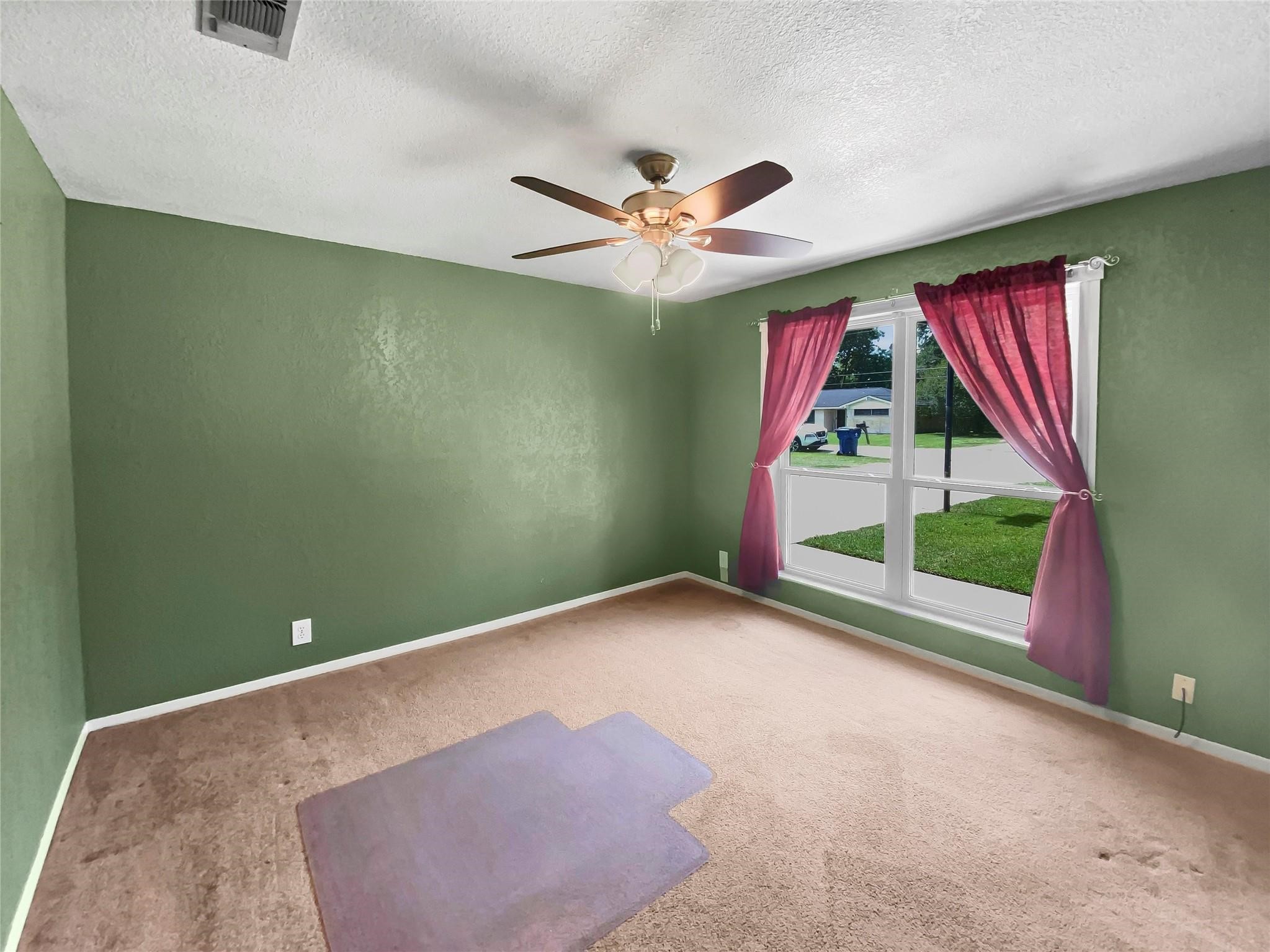 516 Dwyer Street Angleton, TX 77515 - Photo 9 of 18