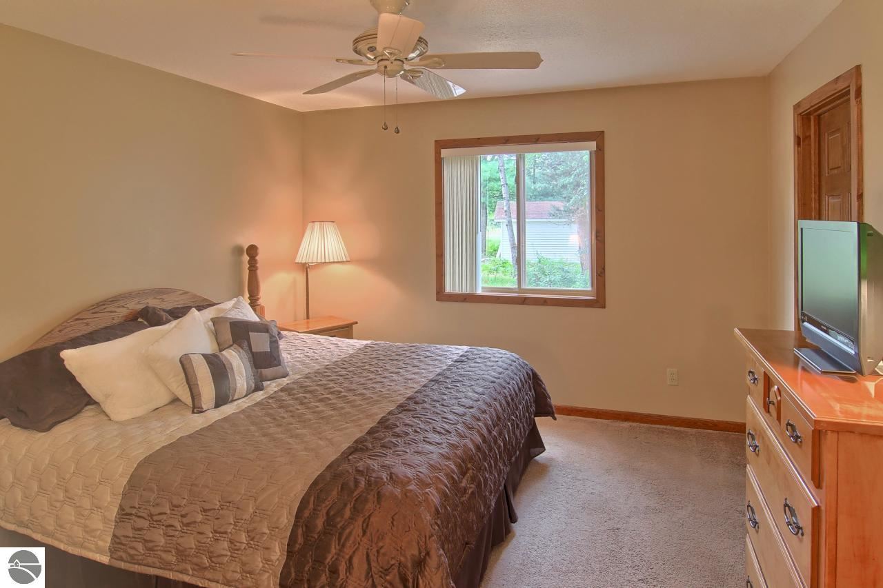 7047 South River Road Kalkaska, MI 49646 - Photo 15 of 44 1789650-14.JPG