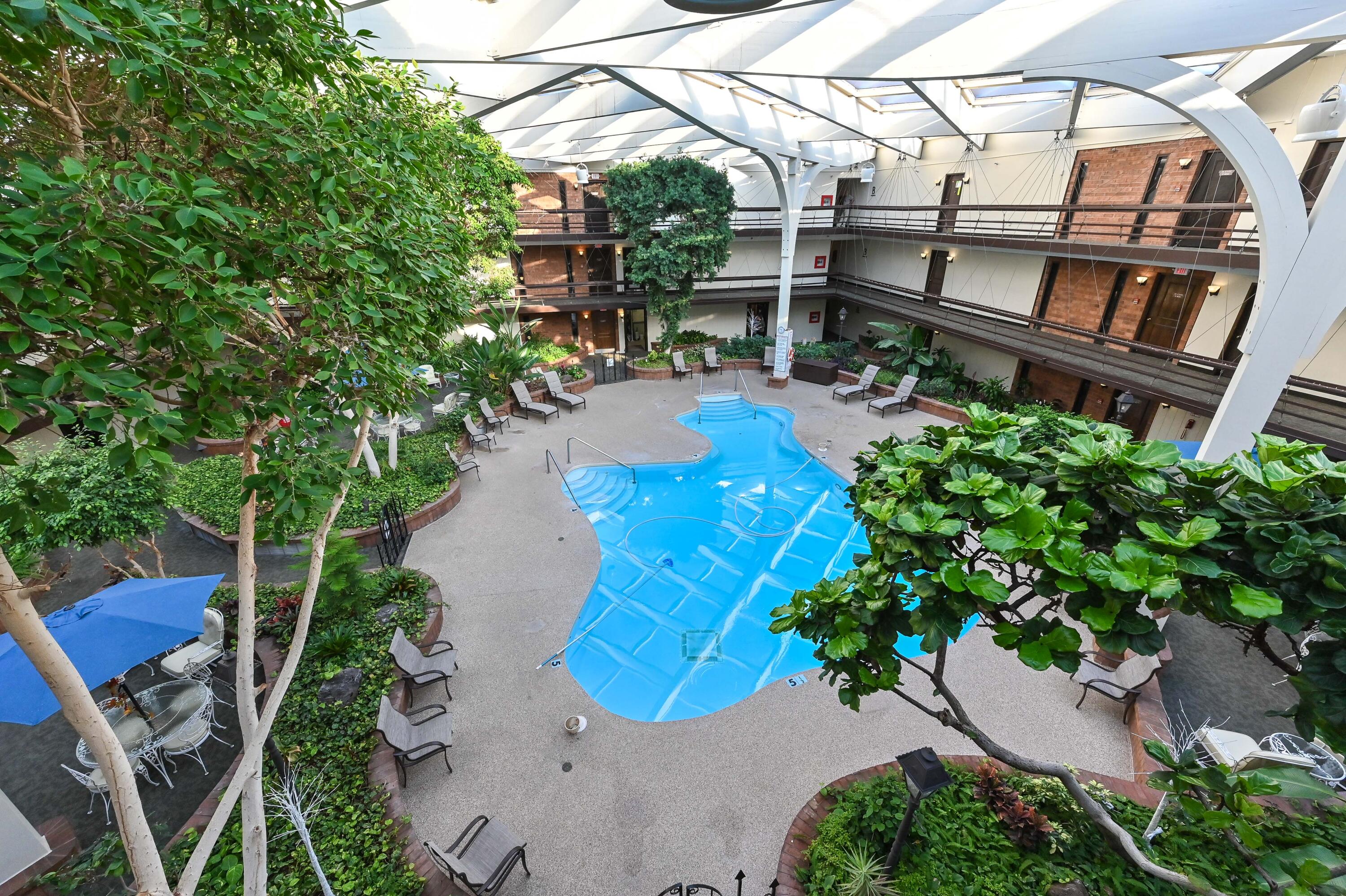 4215 North 100th Street, Unit 269 Milwaukee, WI 53222 - Photo 31 of 38 Interior Pool