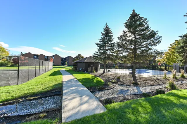 $79,900 | 4215 North 100th Street, Unit 269, Milwaukee, WI 53222