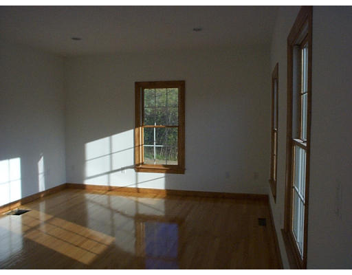 5 Nashoba Road Littleton, MA 01460 - Photo 2 of 9