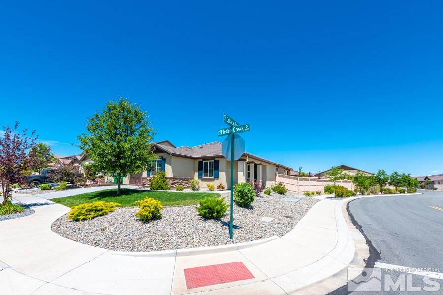 1895 Fledge Creek Drive Reno, NV 89521 - Photo 3 of 34 Photo 3