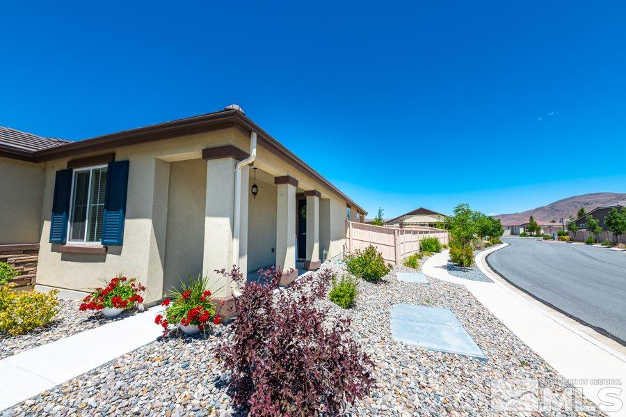 1895 Fledge Creek Drive Reno, NV 89521 - Photo 5 of 34 Photo 5