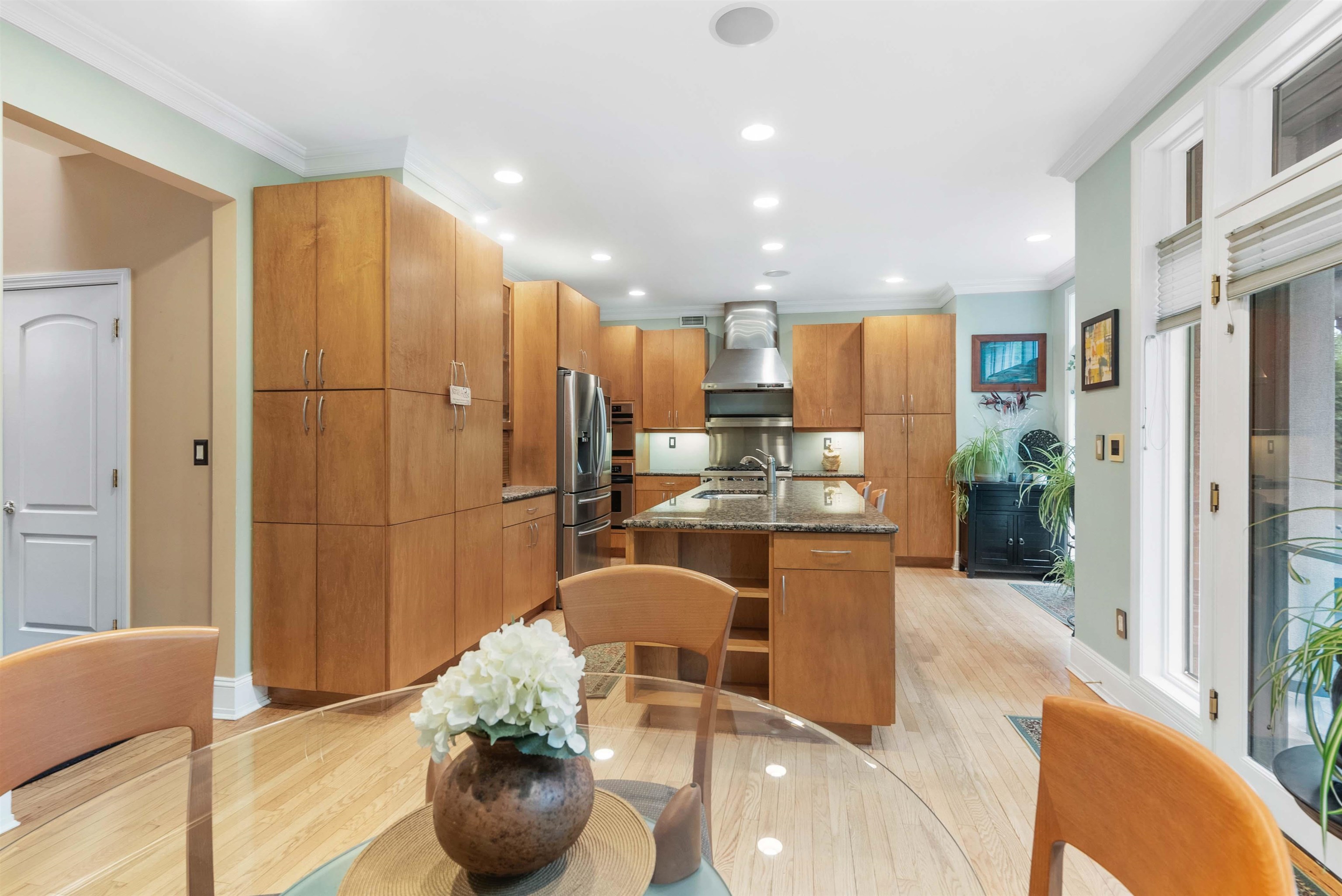 103 Hudson Cove Edgewater, NJ 07020 - Photo 15 of 49