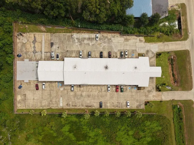 $1,750,000 | 14590 Highway 165, Kinder, LA 70648