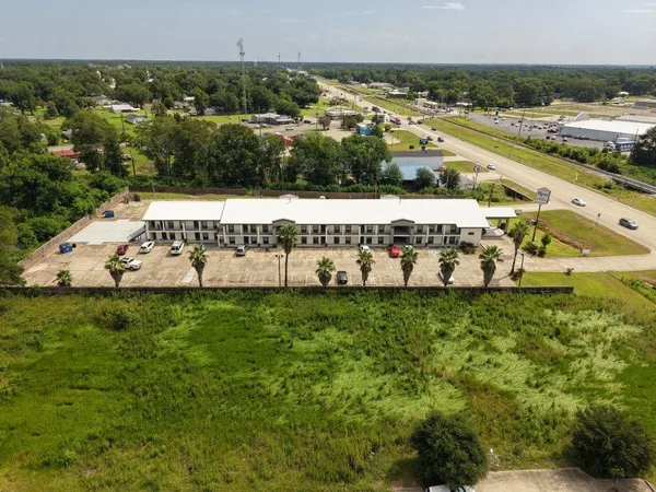 $1,750,000 | 14590 Highway 165, Kinder, LA 70648